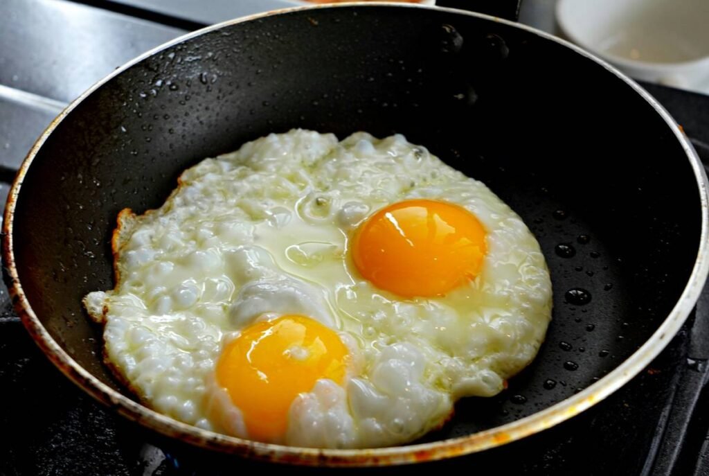 How to Use a Silicone Egg Poacher: Foolproof Instructions for Perfect Poached Eggs Every Time